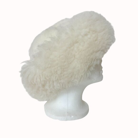VTG White Faux Fur Hat Fluffy Winter Russian Style Retro 70s 80s Winter Fashion - Picture 3 of 14